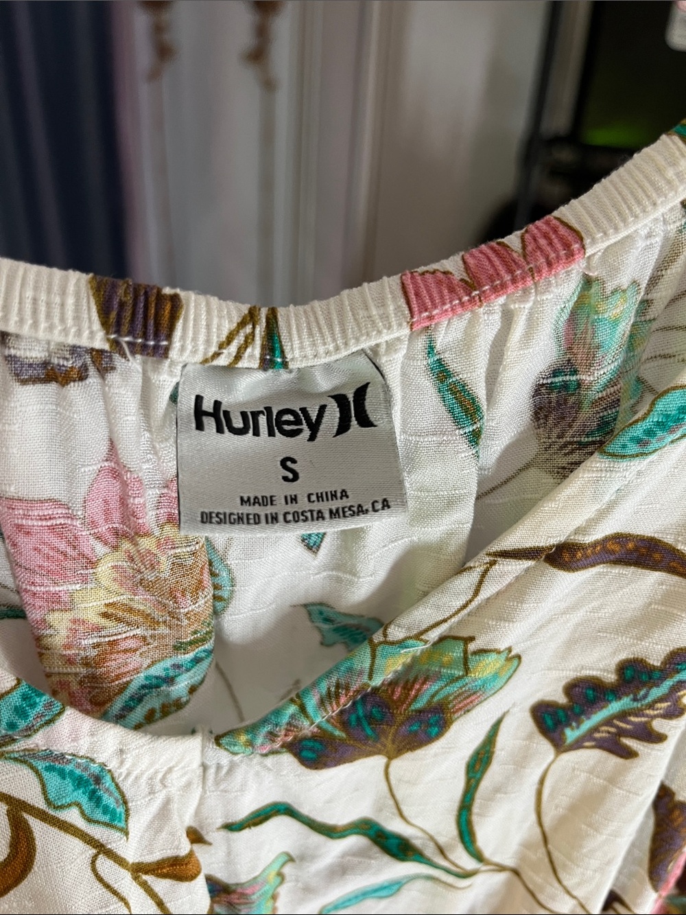 Hurley White Floral Tie-Waist Dress with Puff Sleeves - Picture 11 of 15
